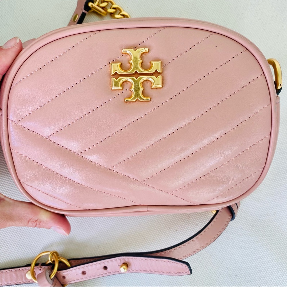 Tory Burch Kira Chevron Camera Bag EUC - Picture 11 of 15